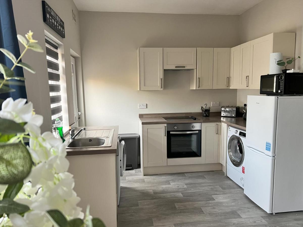 Kim Family Holiday Get-Away 4 Bedrooms 2 Baths Blackpool Exterior photo